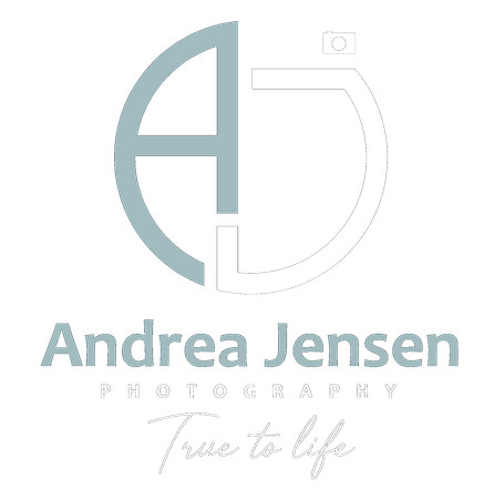Logo Round w Tagline for black background