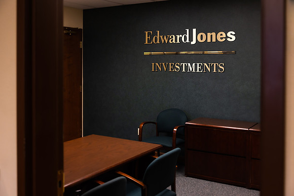 Edward Jones 2023