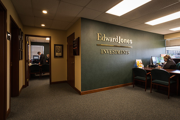 Edward Jones 2023