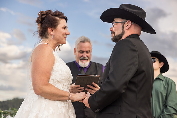 Low Wedding 2024
