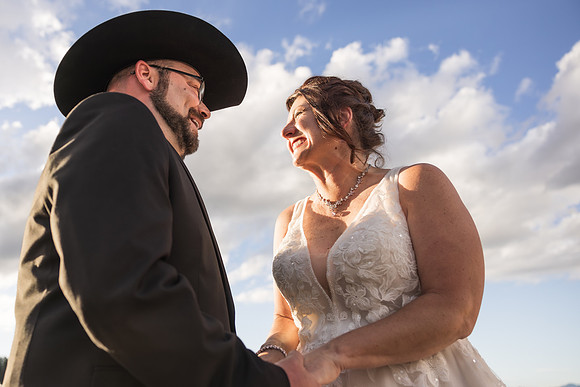 Low Wedding 2024