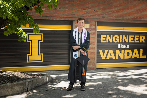 Matthew Weber U of I Graduate 2024