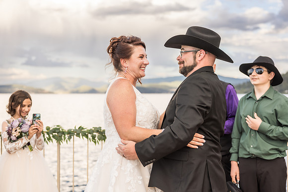 Low Wedding 2024