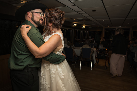 Low Wedding 2024